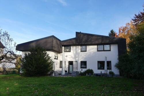 1 - ***Sehr gepflegtes Wohnhaus mit einer 'ELW' und einem großen Garten in Michelstadt-Steinbach***