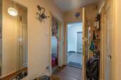 Flur / Wohnungstüre - 