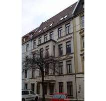 Bezugsfreies Mehrfamilienhaus 4 Wohnungen auf 353 m² mit Potential im Alleinauftrag - VB - Bremerhaven Lehe