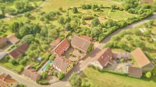 Bild 2 - 1 Zimmer Mehrfamilienhaus, Wohnhaus zum Kaufen in Schönborn