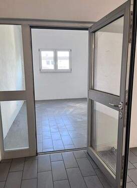 thumbnail_IMG_0825.jpg - Halle in Fritzlar zur Miete