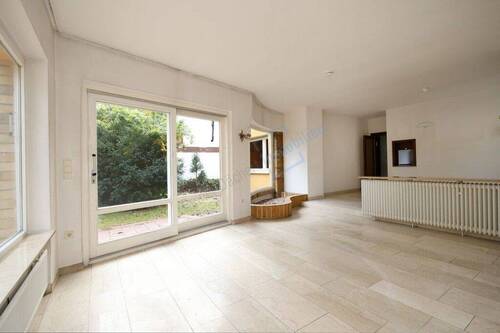 ESS- / WOHNBEREICH 1 - 6 Zimmer Einfamilienhaus in Darmstadt