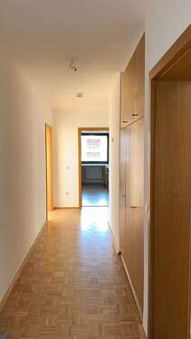 Flur - 3 Zimmer Etagenwohnung in Vellmar