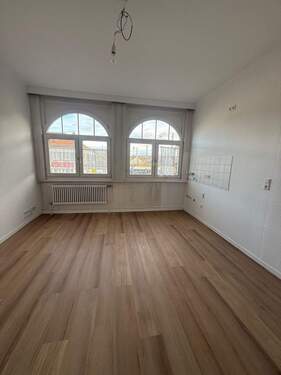 Bahnhofstr. Küche.jpg - 