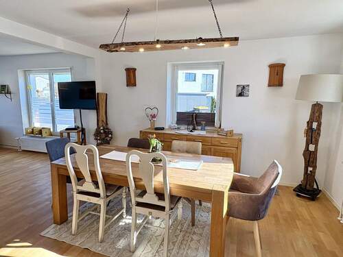 Wohnzimmer Essecke - 4 Zimmer Einfamilienhaus in Bad Waldsee