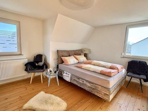Schlafzimmer Dachgeschoss - 
