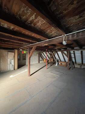 Ausbaureserve - 5 Zimmer Etagenwohnung zum Kaufen in Leipzig