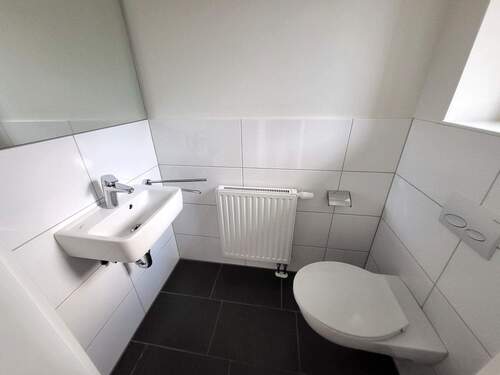 Gäste-WC EG.jpg - Doppelhaushälfte mit 120,00 m² in Beckum zum Kaufen