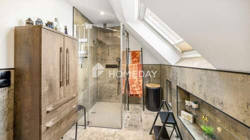 1. OG Badezimmer 1 - 