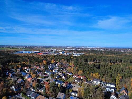 Drohnenansicht Richtung München - Grundstück in Brunnthal zum Kaufen