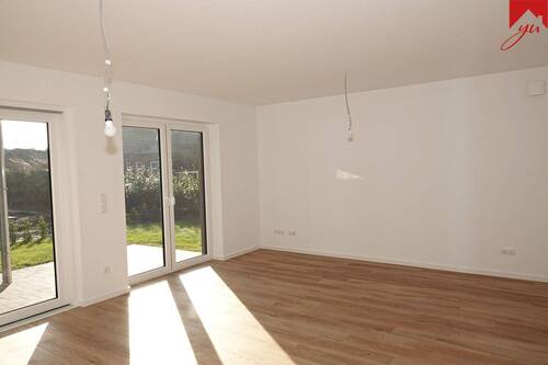 Wohn- und Essbereich Bild III - Etagenwohnung mit 93,50 m&sup2; in Wiesmoor zur Miete