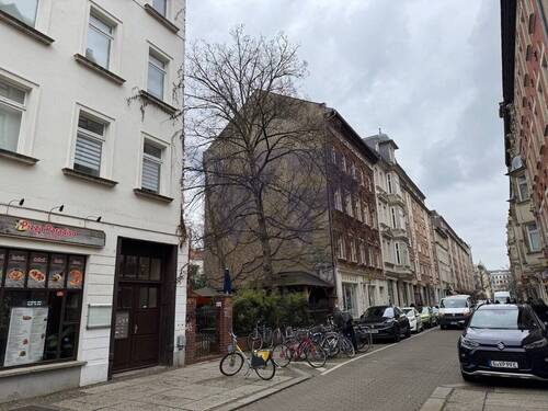 Straßenseitenansicht (West) - PROVISIONSFREI* - Mittendrin, nicht nur dabei ...