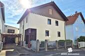 Straßenansicht - BERK Immobilien - top Wohnlage in Alzenau: Ein- bis Zweifamilienhaus mit Erweiterungspotential & Nebengebäuden