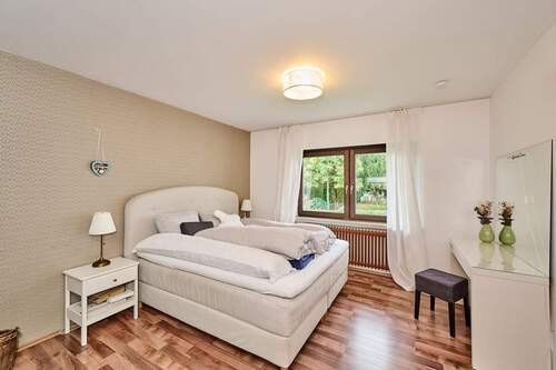 EFH Straubing Wohnung 2 Schlafen - 