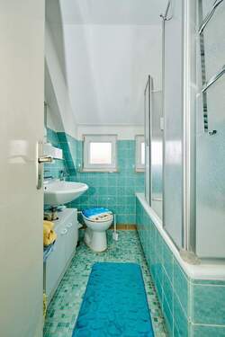 EFH Straubing Wohnung 1 OG Bad - 