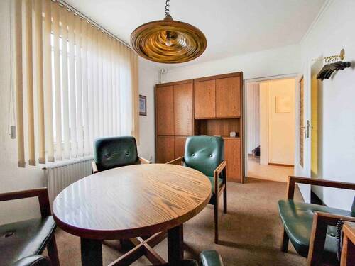 Büro im EG - Mehrfamilienhaus, Wohnhaus mit 198,00 m&sup2; in Itzehoe zum Kaufen