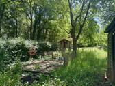 weitläufiger Garten - 