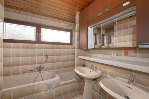 Badezimmer EG - Reihenendhaus mit 162,70 m² in Remchingen-Nöttingen zum Kaufen