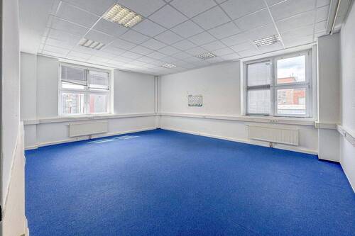 Büro 6 - 42 m² - 