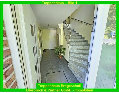 Treppenhaus-Bild 1 - 