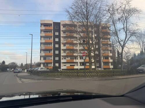 71a40de2-a958-4a25-9cca-c2a5d5369a85 - 