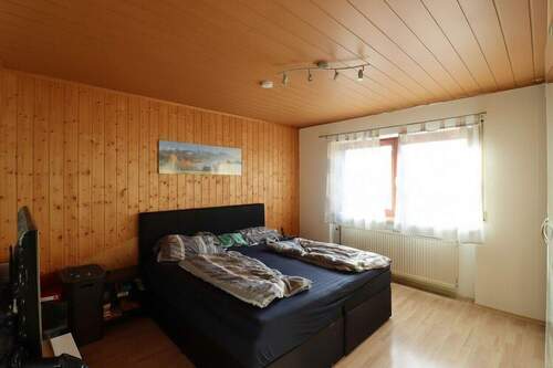 Schlafzimmer EG - 