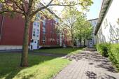 Außenansicht - Etagenwohnung zum Kaufen in Rostock / Lichtenhagen