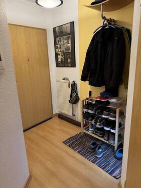 Wohnungsflur (1).JPG - 3 Zimmer Etagenwohnung in Neu Wulmstorf