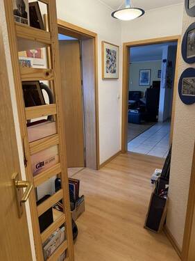 Wohnungsflur (2).JPG - Etagenwohnung mit 82,00 m² in Neu Wulmstorf zur Miete