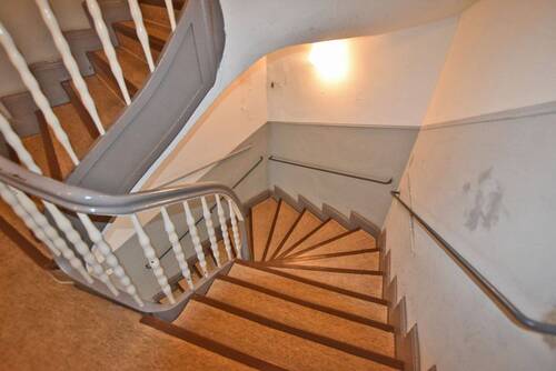 Treppenhaus - Gewerbeobjekt (Büro, Produktion, Verkauf) in Duisburg zum Kaufen