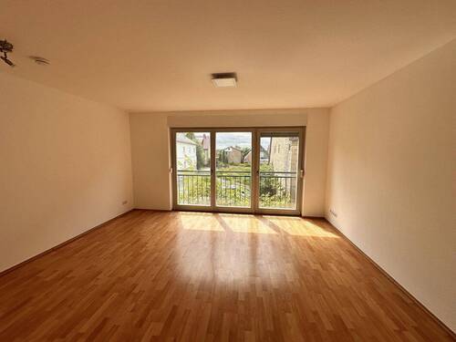 Wohn / Esszimmer - 