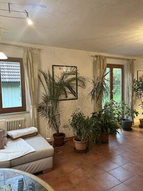 Wohnzimmer mit Terrassenzugang - 