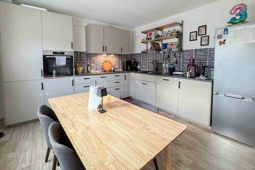 Esszimmer u. Küche - 5 Zimmer Einfamilienhaus zum Kaufen in Gerach