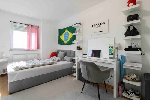 Schlafzimmer 2 - Einfamilienhaus in Riedstadt zum Kaufen