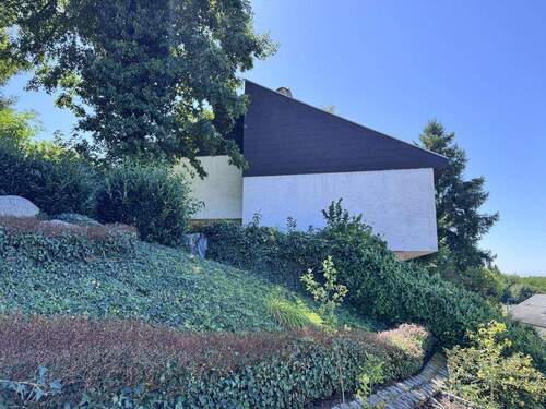 Ansicht - 5 Zimmer Einfamilienhaus zum Kaufen in Lauf