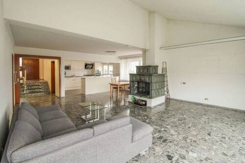 Wohnbereich - Einfamilienhaus mit 229,20 m&sup2; in Pfullingen zum Kaufen