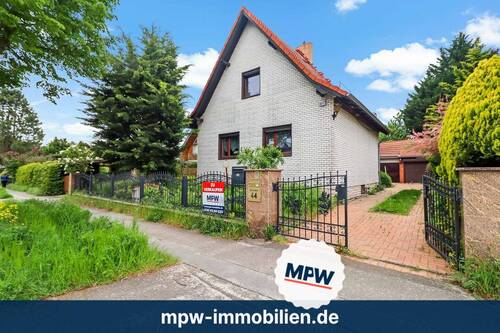 Hausansicht - Einfamilienhaus mit 150,00 m&sup2; in Berlin zum Kaufen