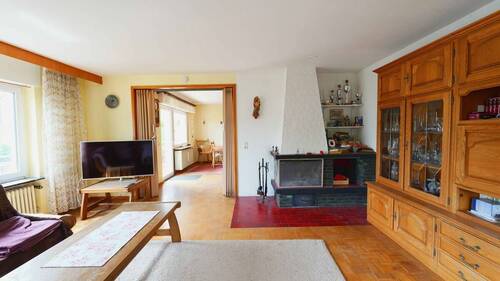 Wohnzimmer mit Durchgang zum Esszimmer EG - Einfamilienhaus mit 134,00 m&sup2; in Goldbach zum Kaufen