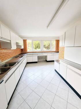 Küche - Einfamilienhaus mit 200,00 m&sup2; in Adendorf zum Kaufen
