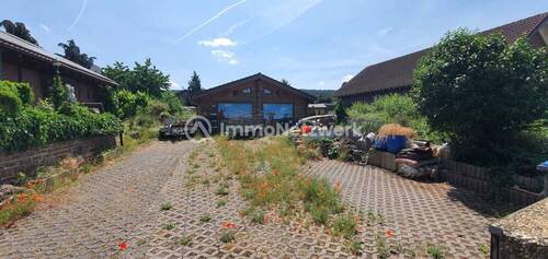 Zufahrt gepflastert - 