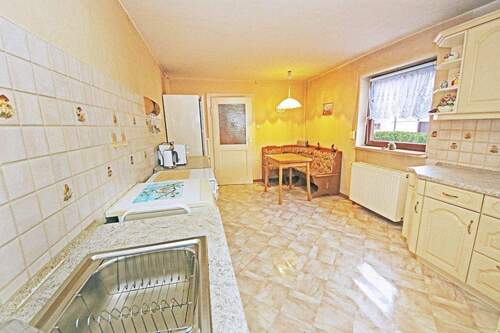 Küche im EG - Doppelhaushälfte mit 80,00 m&sup2; in Dessau-Roßlau zum Kaufen