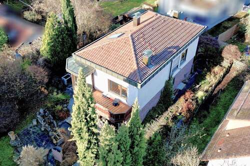 Luftansicht - Einfamilienhaus mit 172,10 m&sup2; in Stuttgart zum Kaufen