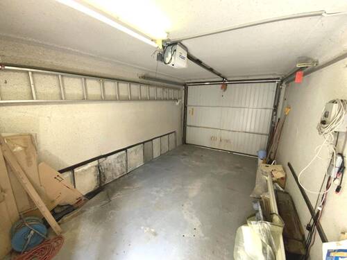 Garage - 