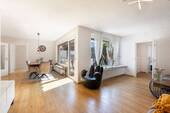 Wohn- und Essbereich - Bungalow mit 111,10 m&sup2; in Monheim am Rhein zum Kaufen