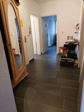 Blick in den Flur in EG-Wohnung - 
