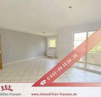 Trier-Heiligkreuz: Stadtnahe 3 ZKB- Wohnung mit Balkon, Einbauküche & Tiefgaragenplatz - einfach einziehen & wohlfühlen!