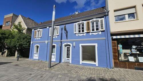 Bild 2 - 8 Zimmer Einfamilienhaus zum Kaufen in Troisdorf