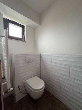 WC - 