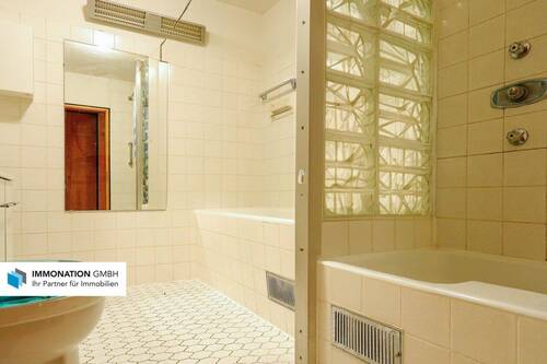 Badezimmer - 2 Zimmer Etagenwohnung in Erlangen