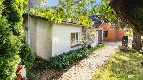 Nebenhaus - 